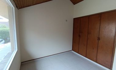 SE ARRIENDA HERMOSA CASA CONJUNTO LA HACIENDA AV CHILACOS