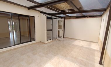 SE ARRIENDA HERMOSA CASA CONJUNTO LA HACIENDA AV CHILACOS