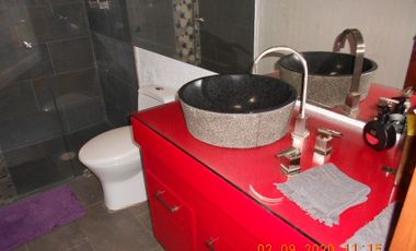 RENTO CASA CON ALBERCA EN VISTA BELLA, 4 RECAMARAS, JARDINZOTE, ESTACIONAMIENTO