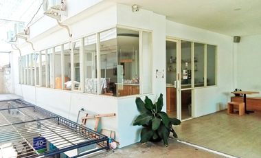 JUAL Rumah Usaha Tenggilis Mejoyo AN Strategis - Persis Depan Ubaya Tenggilis