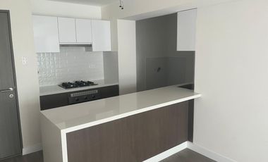 VENDO BONITO DPTO DE ESTRENO EN MIRAFLORES