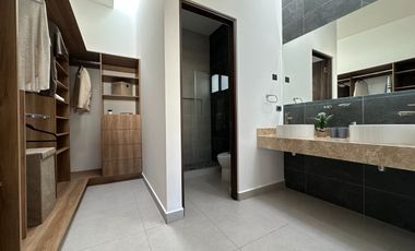 Renta casa nueva en Nuevo Refugio