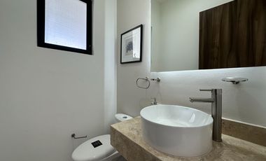 Renta casa nueva en Nuevo Refugio
