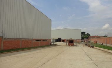 Bodega Vendo 1.850 M2 En Conjunto Cerrado / Venta $5.775.000.000  / Zona Industrial Acopi Yumbo