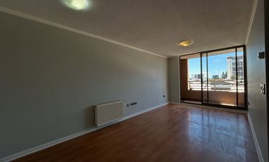 Departamento en arriendo – Edificio City House