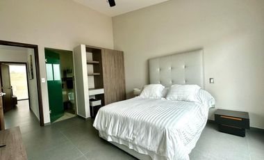 CASA EN VENTA EN FRACCIONAMIENTO LOMAS DE COCOYOC MORELOS