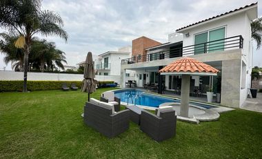 CASA EN VENTA EN FRACCIONAMIENTO LOMAS DE COCOYOC MORELOS