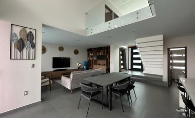 CASA EN VENTA EN FRACCIONAMIENTO LOMAS DE COCOYOC MORELOS