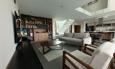 CASA EN VENTA EN FRACCIONAMIENTO LOMAS DE COCOYOC MORELOS