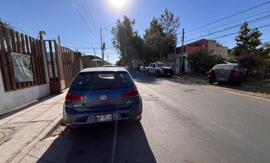 TERRENO COMERCIAL EN RENTA DE 250 M² CON BARDA PERIMETRAL, UBICACIÓN ESTRATÉGICA EN SATÉLITE, QUERÉTARO, Qro.