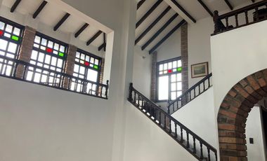 VENTA DE CASA EN EL SECTOR CATAY, POPAYAN, CON INMEJORABLE IMPACTO COMERCIAL