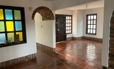 VENTA DE CASA EN EL SECTOR CATAY, POPAYAN, CON INMEJORABLE IMPACTO COMERCIAL
