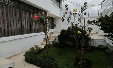 CASA DE VENTA SECTOR AMAGASÍ DEL INCA, QUITO
