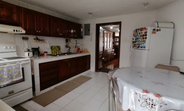 CASA DE VENTA SECTOR AMAGASÍ DEL INCA, QUITO