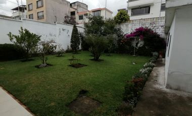 CASA DE VENTA SECTOR AMAGASÍ DEL INCA, QUITO