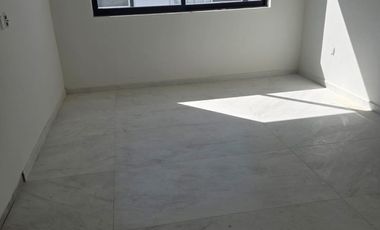 CASA EN VENTA LA TOSCANA