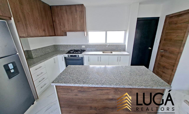 Casa nueva con salida directa al mar en venta, sector Vía Manta - Jaramijó, Manta Ecuador