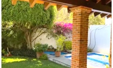 SE VENDE CASA EN: PASEO DEL BOSQUE, LAS BRISAS IXTAPA ZIHUATANEJO,  GUERRERO.