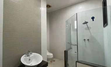 DISEWAKAN RUMAH VILLA BUKIT REGENCY 3 SURABAYA