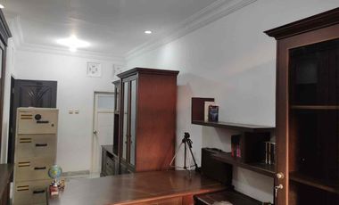 Dijual Rumah Mepet Mall di Taman Villa Baru Bekasi