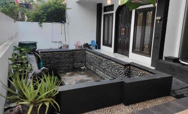 Dijual Rumah Mepet Mall di Taman Villa Baru Bekasi