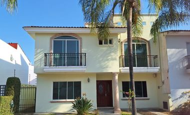 Casa en Renta Jardin Real