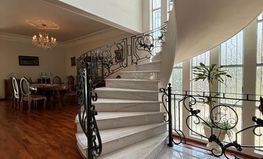 Hermosa casa en Venta en La Barca, Jalisco con gran jardín