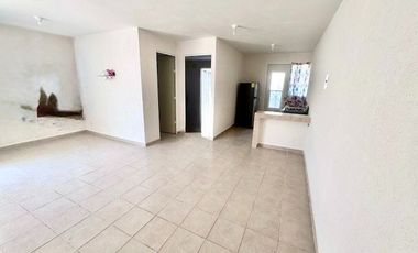 CASA EN VENTA DE UN NIVEL EN FRACCIONAMIENTO RESIDENCIAL LAS PALMAS AL ORIENTE DE MERIDA