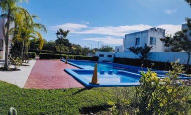 CASA EN VENTA DE UN NIVEL EN FRACCIONAMIENTO RESIDENCIAL LAS PALMAS AL ORIENTE DE MERIDA