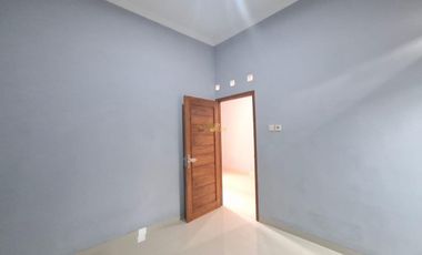 RUMAH MURAH BARU SIAP HUNI DEKAT PASAR JANGKANG SLEMAN