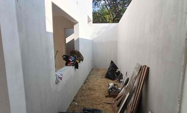 Casa en venta con recámara en planta baja Col 21 de septiembre zona Nte pte cerca del C4 y SEF