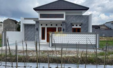 RUMAH SIAP HUNI DI SIDOARUM GODEAN DEKAT AL AZHAR WORLD SCHOOL