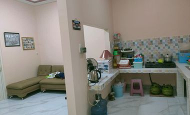 Dijual Banting Harga Rumah 2 Lantai Siap Huni Strategis Lokasi Perum. Taman Sejahtera Wiyung Surabaya