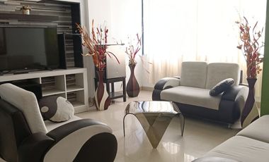 Edificio de 8 años en gran ubicación: Hospedaje operativo, local comercial y estacionamiento privado.