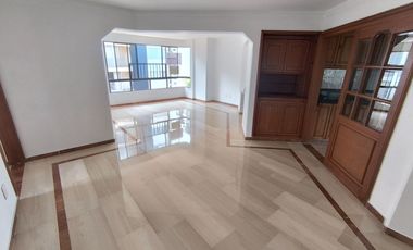 SE VENDE APARTAMENTO EN CABECERA