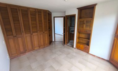SE VENDE APARTAMENTO EN CABECERA