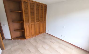 SE VENDE APARTAMENTO EN CABECERA