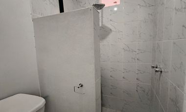 Casa en VENTA una sola planta, a cuadra y media de la carretera a Chapala