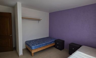 RENTA CASA AMUEBLADA EN CAMPO REAL