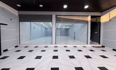 SE ARRIENDA LOCAL COMERCIAL