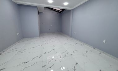 SE ARRIENDA LOCAL COMERCIAL