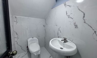 SE ARRIENDA LOCAL COMERCIAL