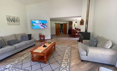 Vende espectacular Parcela con Casa soleada, sector Chamiza, Puerto Montt.