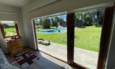 Vende espectacular Parcela con Casa soleada, sector Chamiza, Puerto Montt.