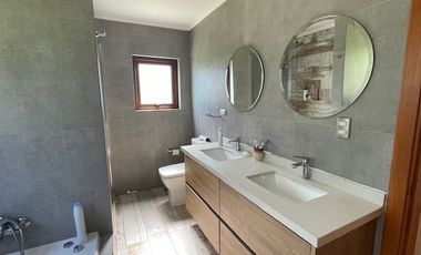 Vende espectacular Parcela con Casa soleada, sector Chamiza, Puerto Montt.