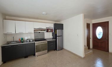 RENTA DE CASA AMUEBLADA EN CAMPO REAL