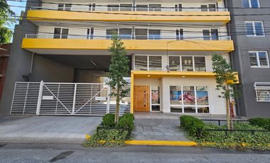 ARRIENDO 1D STGO CALLE MAIPU