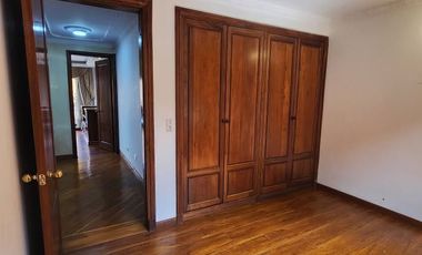 🏡 Espectacular Casa en Chía - Santa Cecilia (260m²)  Cuerpo del aviso: ¡Vive con la amplitud y comodidad que tu familia merece! Rentamos hermosa casa