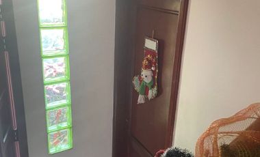 EN VENTA CASA DE 3 PLANTAS MACHALA