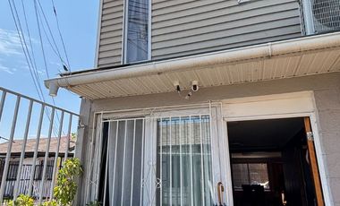 Se Vende Hermosa Casa Remodelada 3D+1B Cerrillos